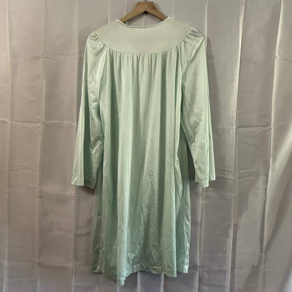 Vintage Nightgown Womens M Mint Green Embroidered Katz Cottagecore Grandma USA - Picture 3 of 8